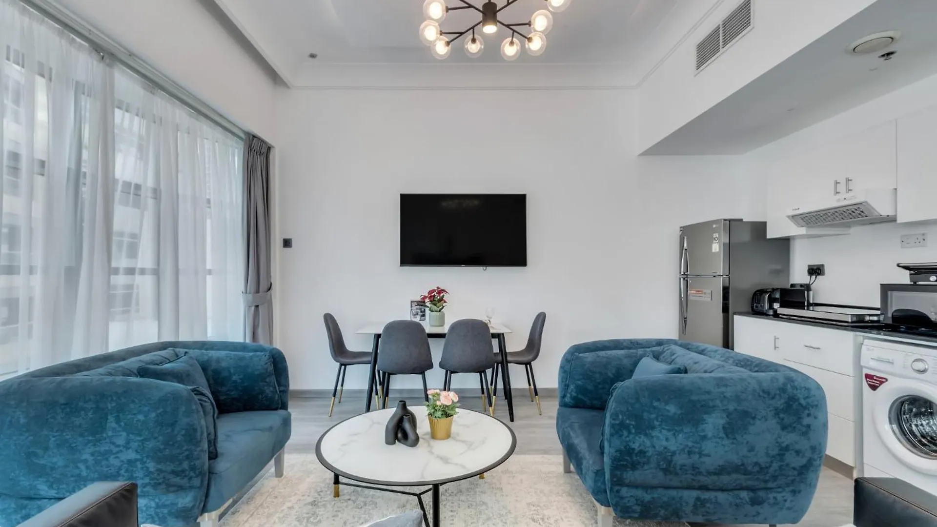 Tecom Central Location Executive Studio Dubai 0*,