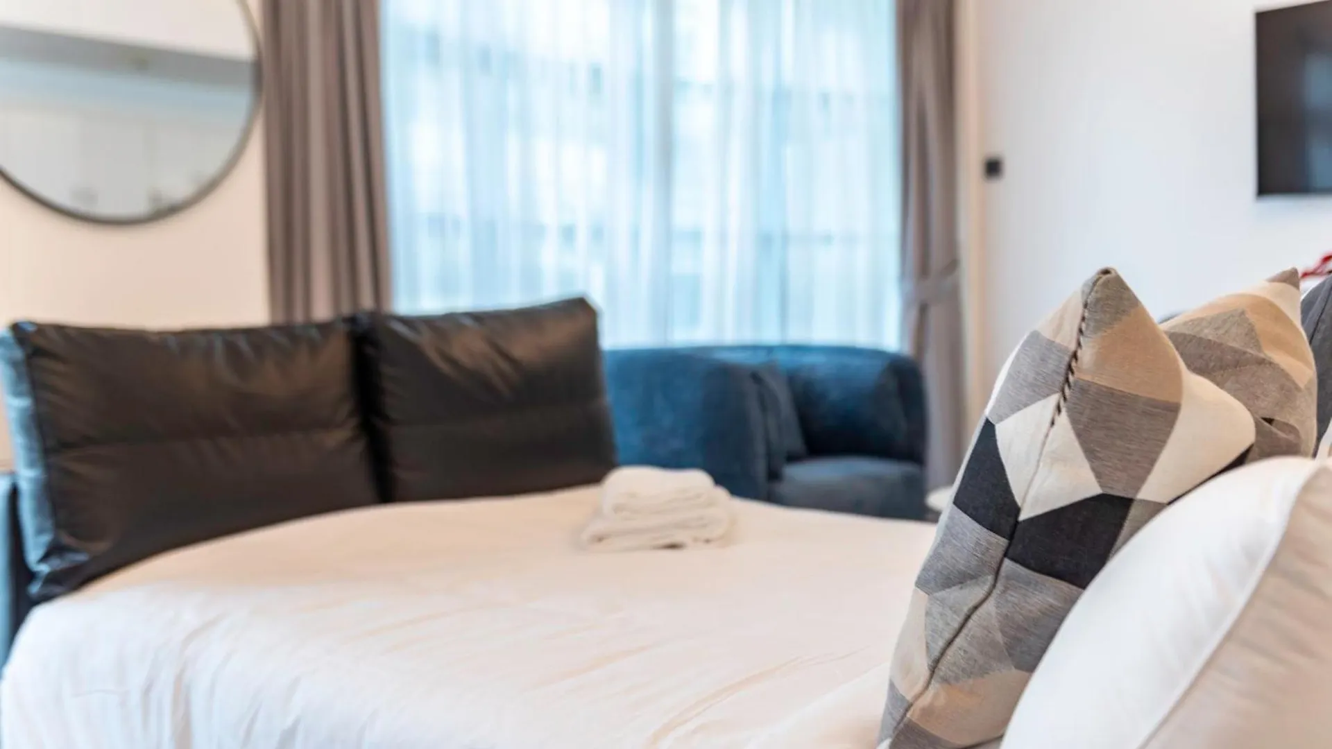 Apartment Tecom Central Location Executive Studio Dubai United Arab Emirates