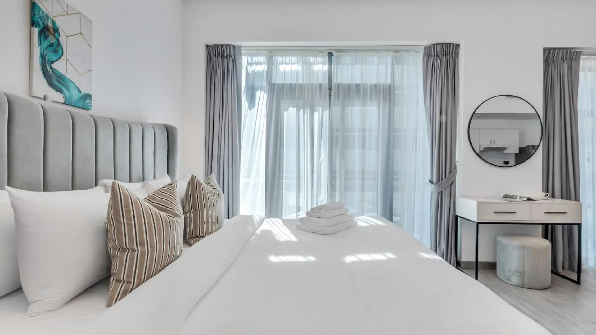 Apartment Tecom Central Location Executive Studio Dubai
